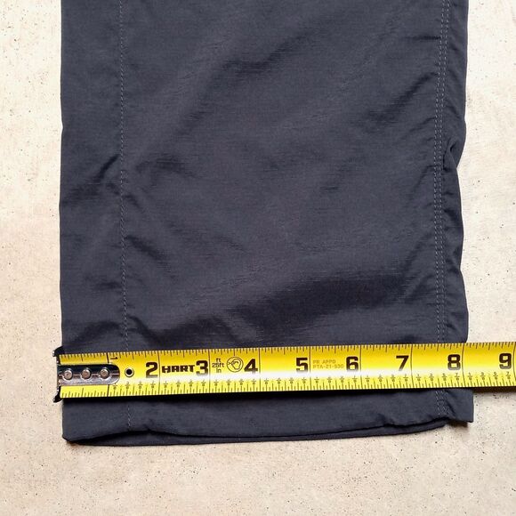 LL Bean Women's Convertible Nylon Cargo Pants Zip Off Shorts Size 2 (Fits 28x30) - Picture 9 of 9